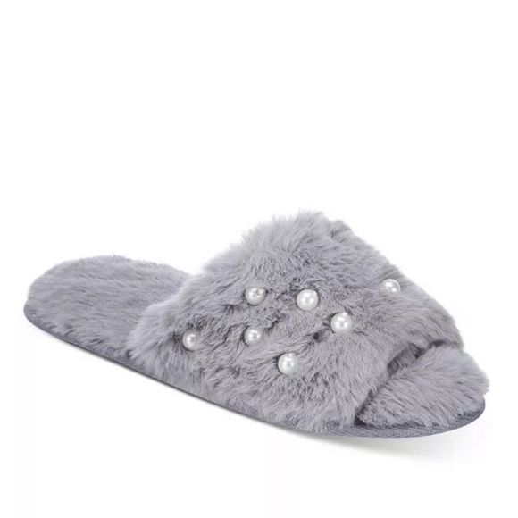 INC Women's Pearl Furry Grey Slide Boxed Slippers MED 7/8 - Picture 1 of 1